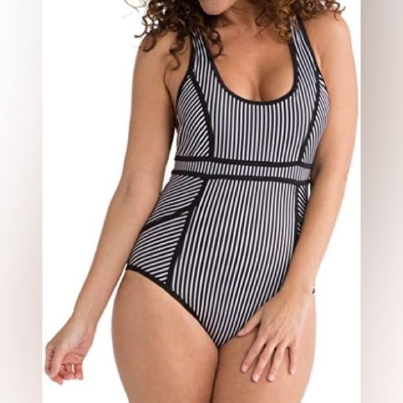 SPANX Other - NWT SPANX Hourglass Striped One Piece